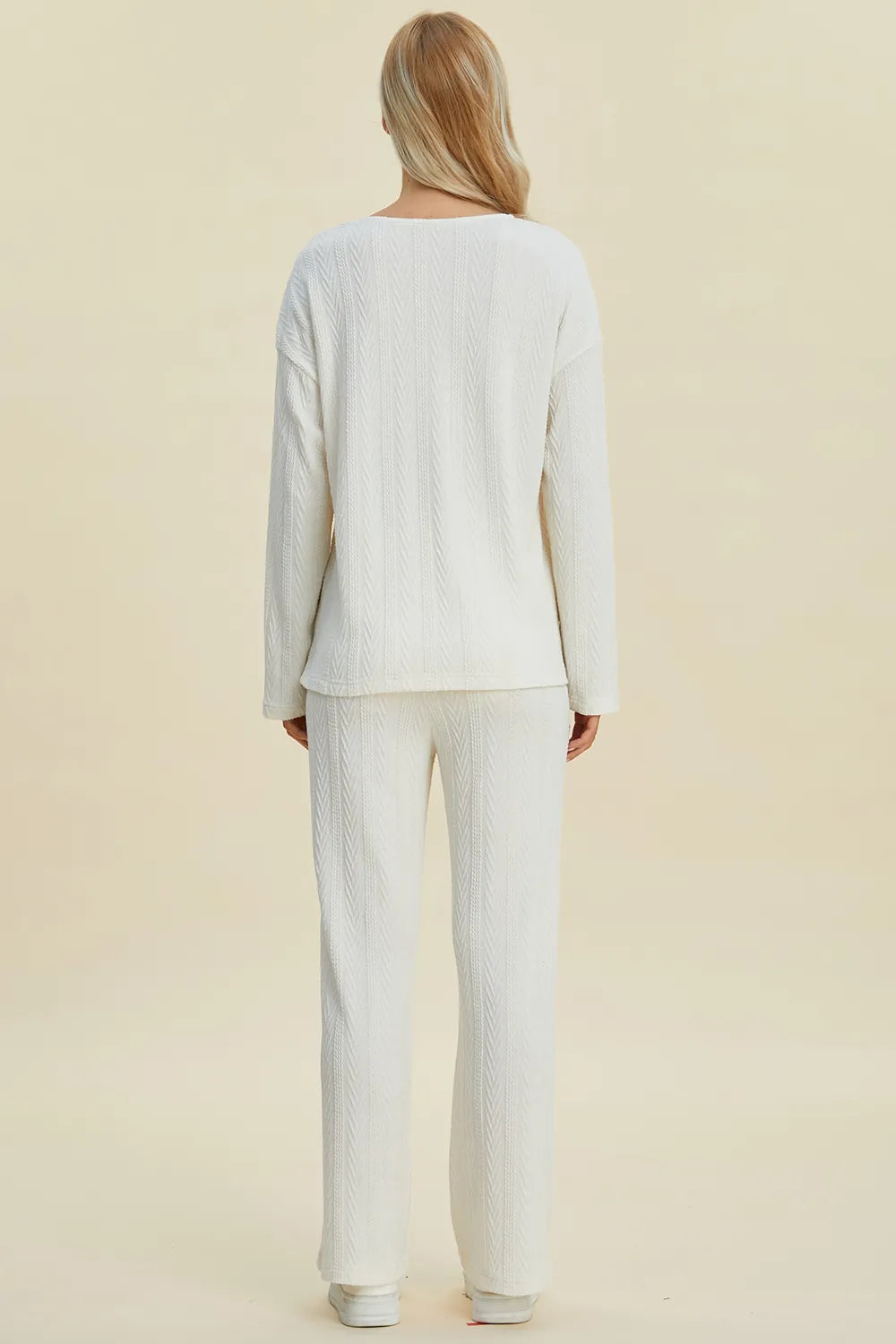 05776253-2469-4a59-8a34-172f2c7dc950-Max